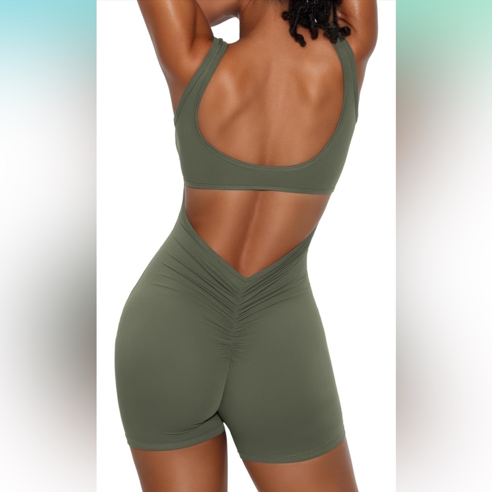 Workout Back Scrunch Bodysuit - Picture 7 of 8